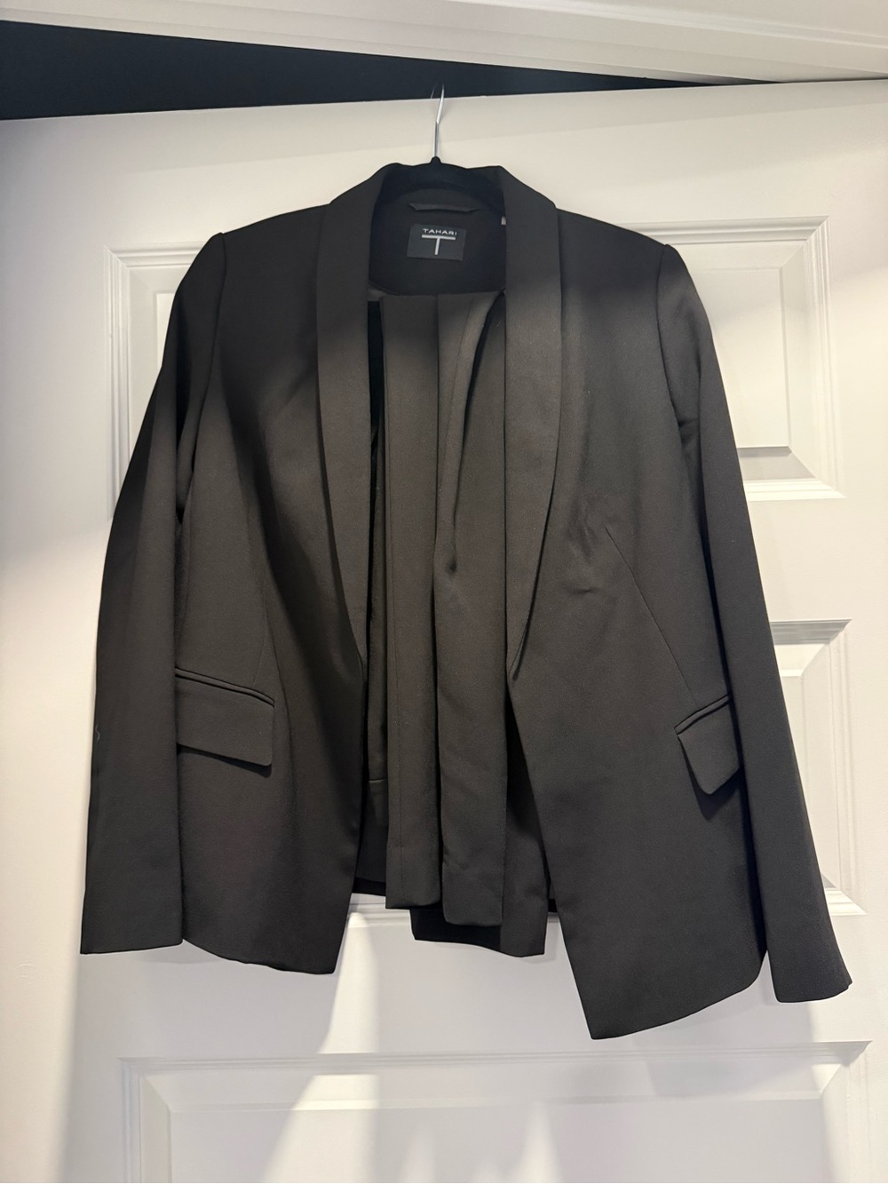 Tahari Black Open-Front Shawl-Collar Blazer